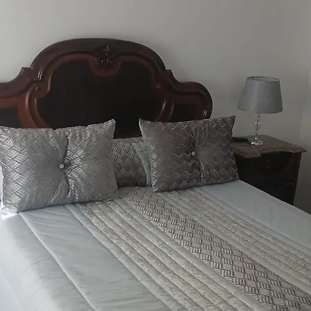 Casa Da Gena Nazaré